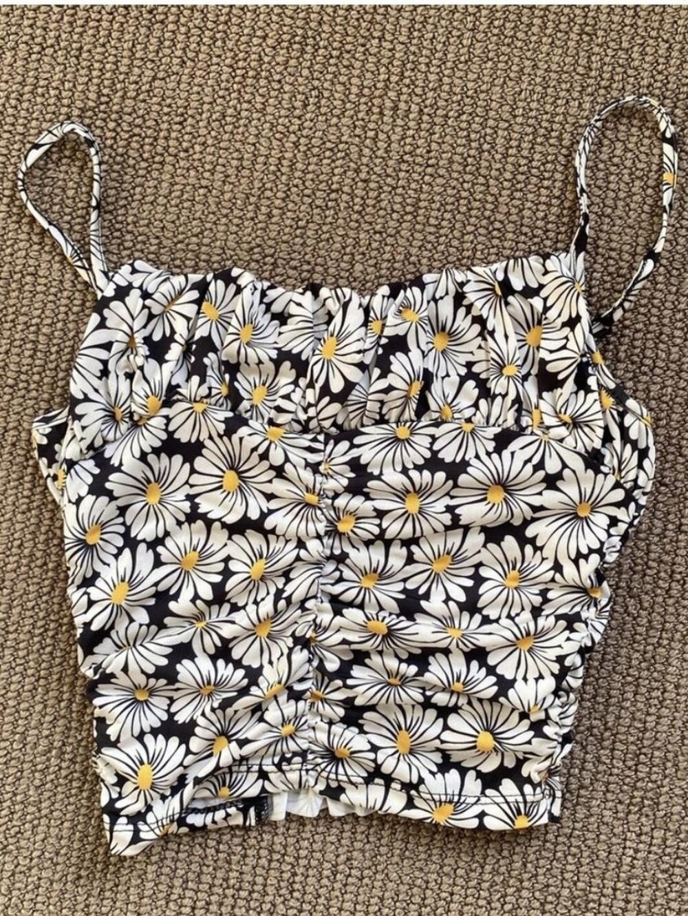 NWT Urban Outfitters Daisy pattern black and white Cropped Cami tank XS